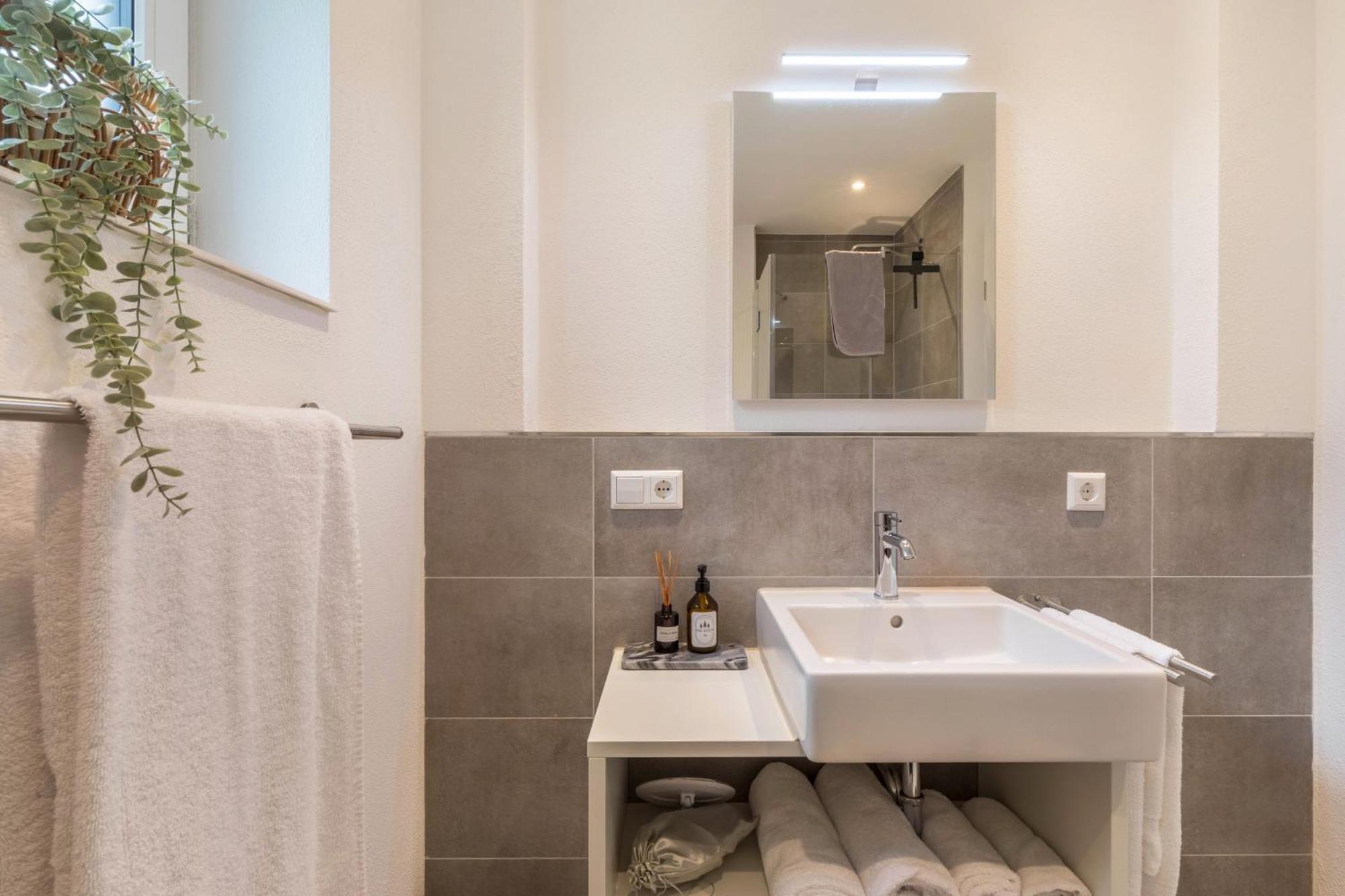 Studio 2 Parkside Apartments Günzburg Екстериор снимка