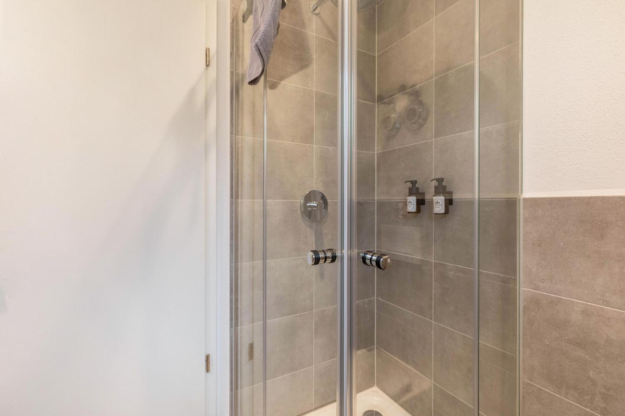 Studio 2 Parkside Apartments Günzburg Екстериор снимка